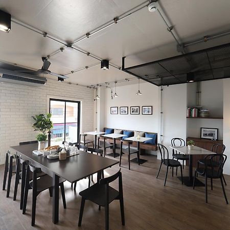 Sukh Serviced Apartment Ban Kho Hong Exterior photo