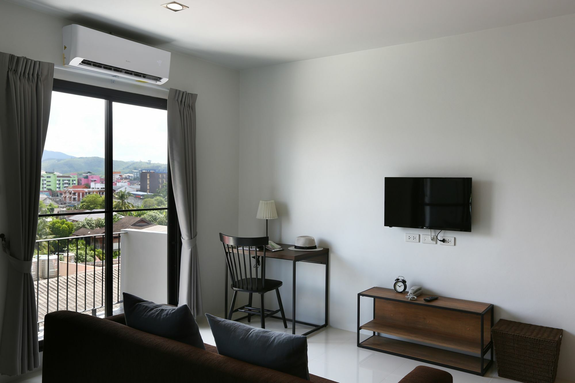 Sukh Serviced Apartment Ban Kho Hong Exterior photo